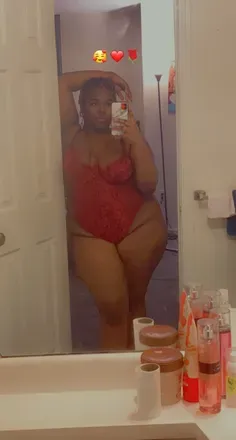 OnlyFans account  wettnjuici avatar 1