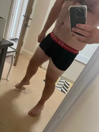 OnlyFans cuenta redpants123 header 2
