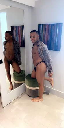OnlyFans cuenta sexyhippie1990 avatar 1