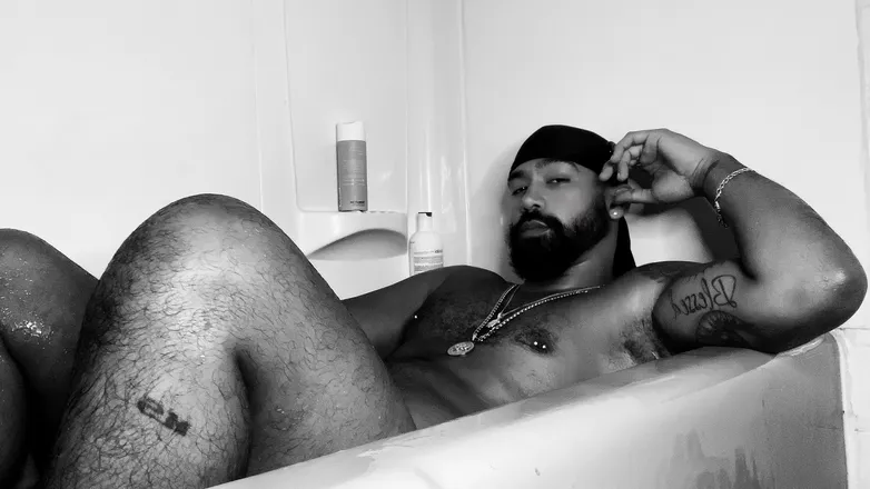 OnlyFans cuenta daddysothick header 2