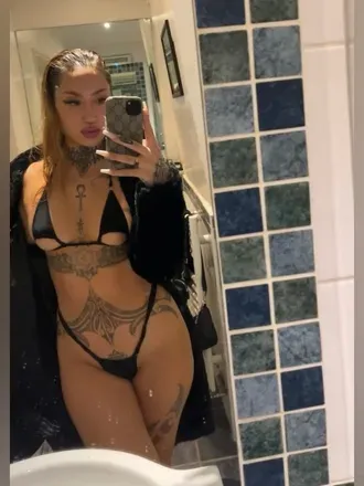 OnlyFans cuenta planetbaelienbb avatar 1