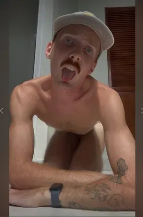 OnlyFans cuenta tropicalshowoff avatar 1